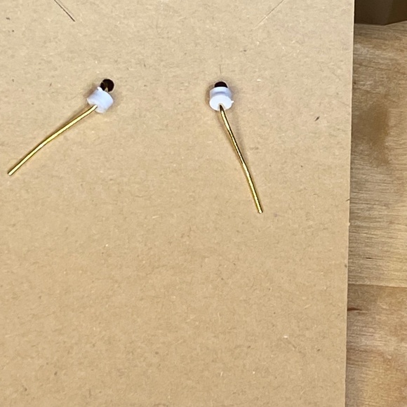 Christmas Holiday White Mittens w Snowflakes Dangle Earrings - Picture 3 of 6